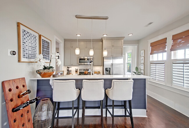 Photo - 291 President St