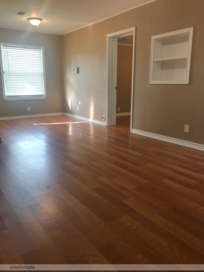 Photo - 509 Bluebonnet Dr