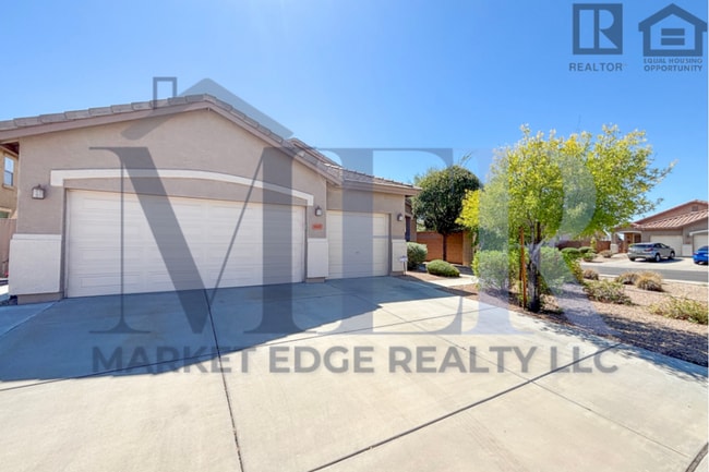 Photo - 4Bed/2Bath Furnished Home w/3 Car Garage! Move-In Ready on 05/28/2026! -- RV GATE!