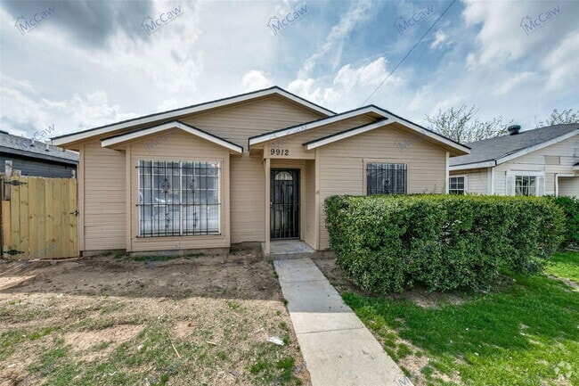 Building Photo - 9912 Hustead St Rental