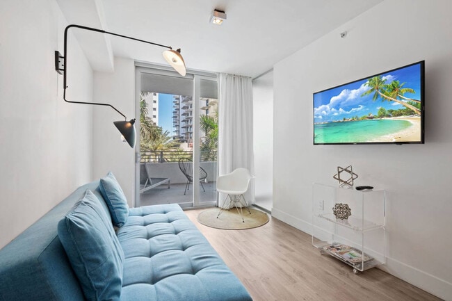 Building Photo - 6080 Collins Ave Unit SI ID1491179P