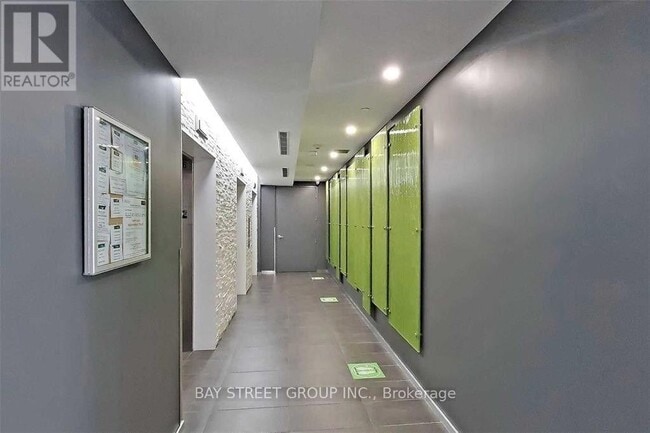 Photo - 360 Square One Dr Unité 1610