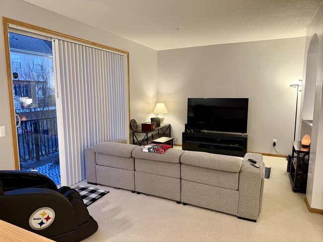 Photo - 2585 136th St W