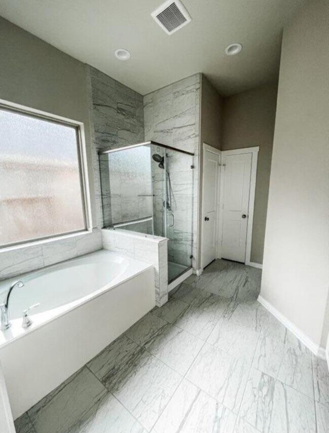 Photo - 18130 Alora Springs Trace