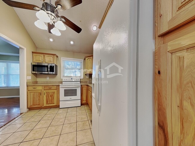 Photo - 3710 Eagles Vista Ln