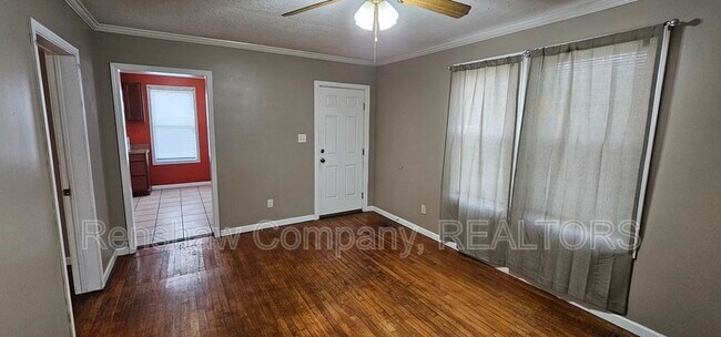 Photo - 112 N Sampson Ave