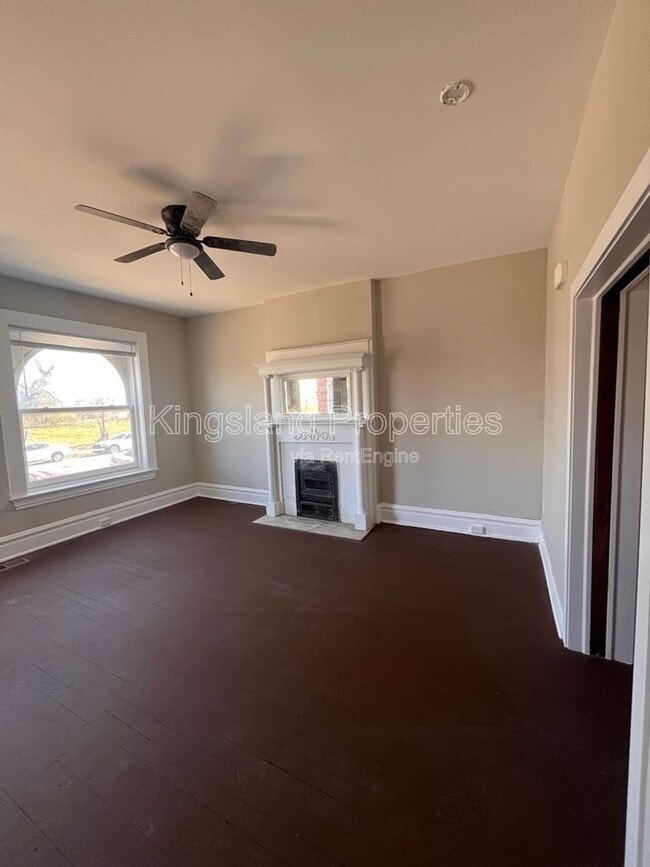 Photo - 4578 Evans Ave