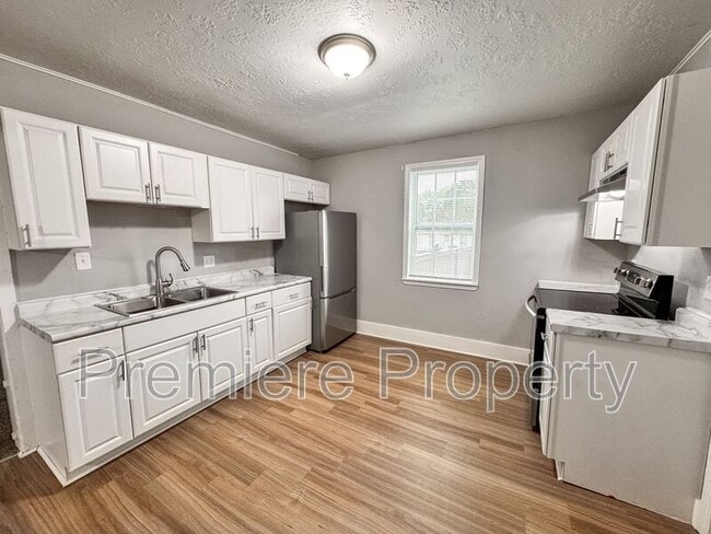 Photo - 422 S Hocker Ave