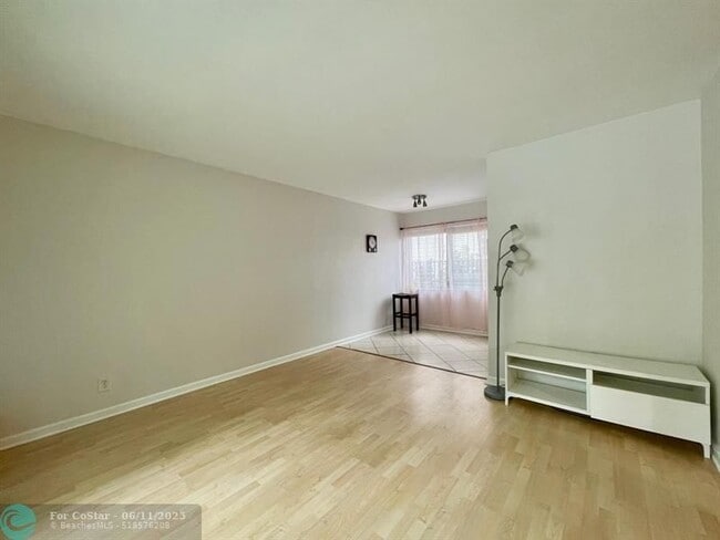 Photo - 77 Hendricks Isle Apartment Unit 3
