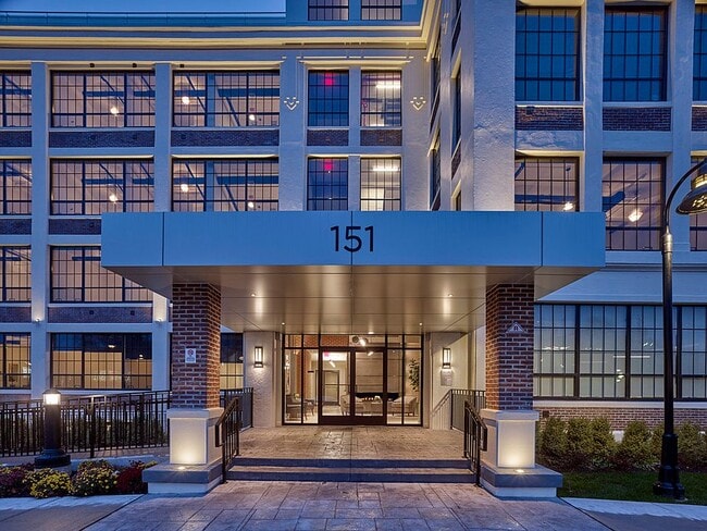Annin Lofts