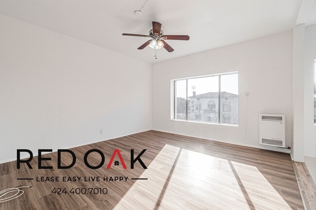 Photo - 932 Irolo St Unit 201