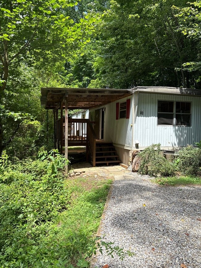 Photo - Nice 2 Bed in Candler
