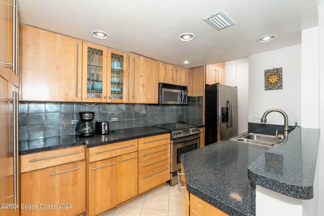 Photo - 4800 Ocean Beach Blvd Unit 311