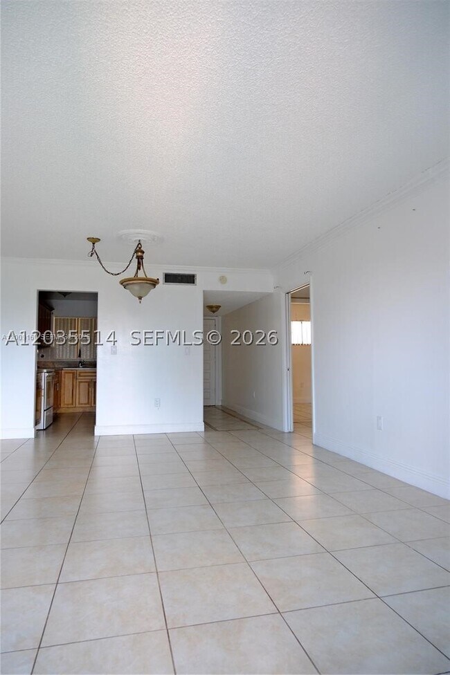 Photo - 650 NE 149th St Unit 505F