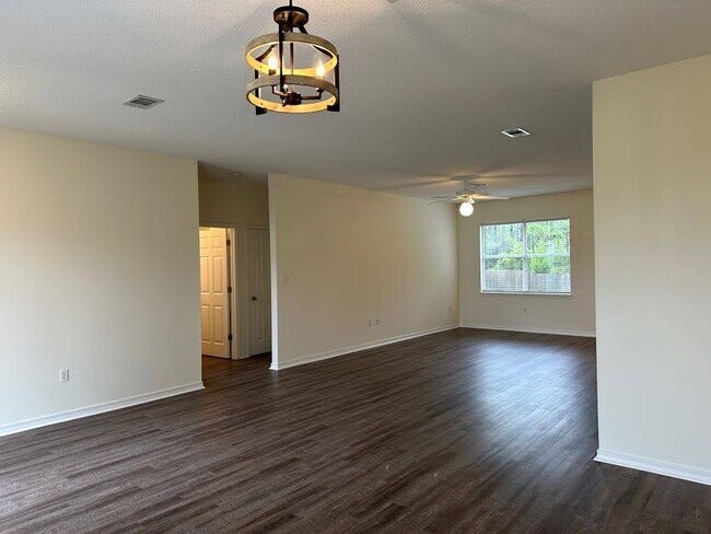 Photo - 31 White Heron Dr