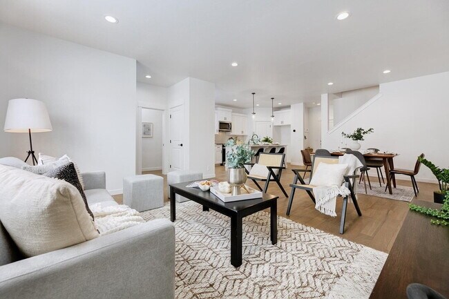 Photo - Modern 3 Bed 2 Bath Townhouse with Beautiful Finishes & Community Pool