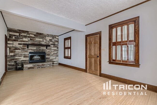 Photo - 416 S Olive St