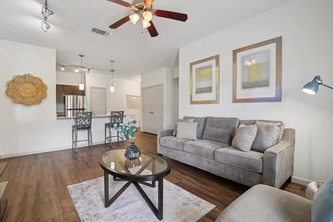 Photo - Crenshaw Grand