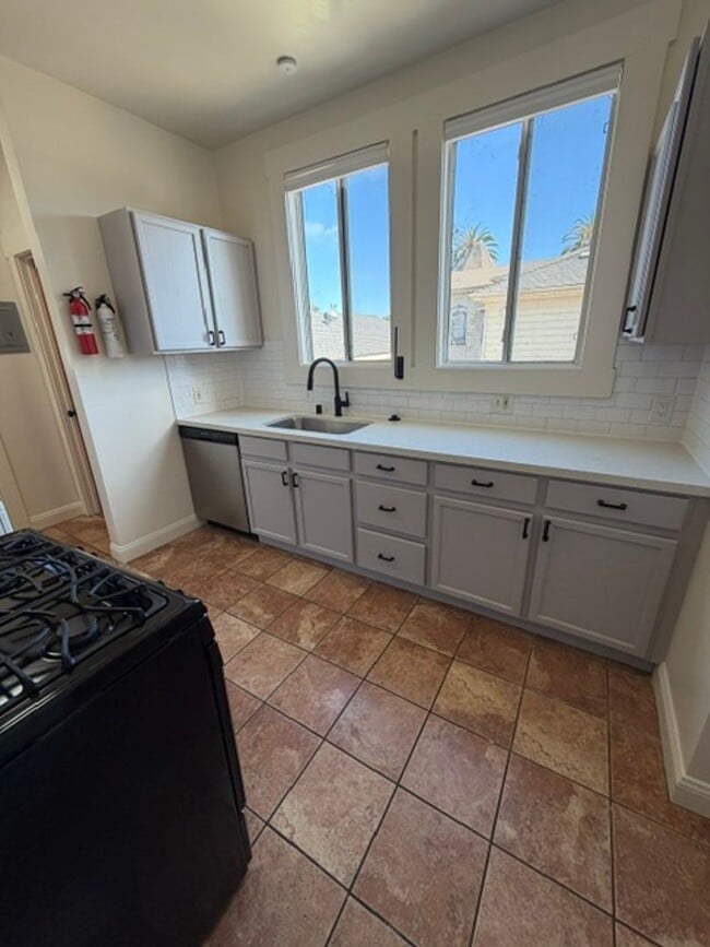 Photo - 1123 Filbert St Unit 1127