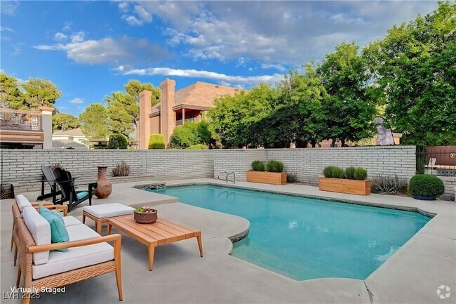 Building Photo - 945 Vegas Valley Dr Rental