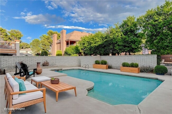Building Photo - 945 Vegas Valley Dr Rental