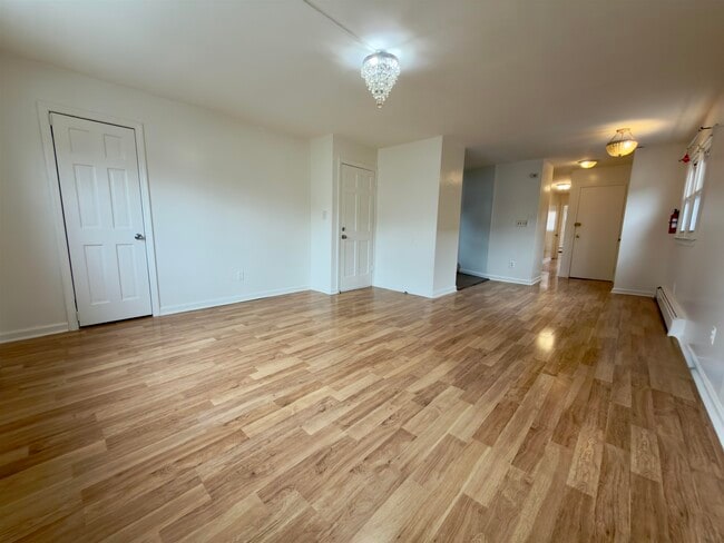 Photo - 215 Seaview Ave