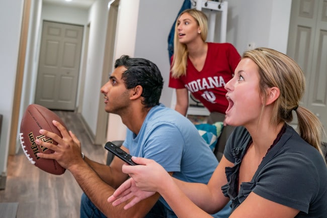 Photo - The Avenue On College