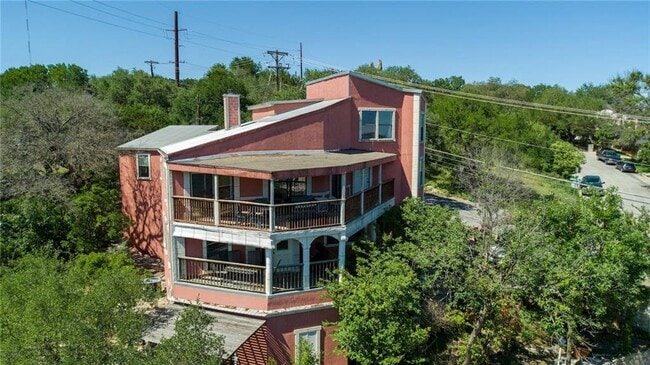 Photo - 1712 Lakeshore Dr