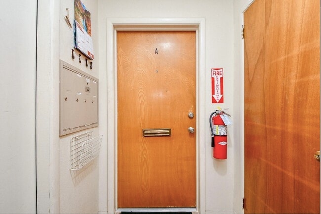 Photo - 7233 Beechnut St Unit A