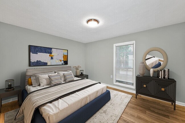 Photo - 1000 Belmont