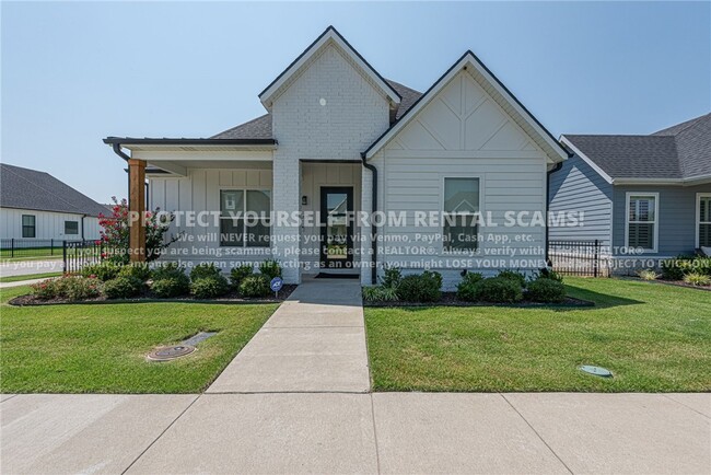 Building Photo - 6875 Garden Trail Ave