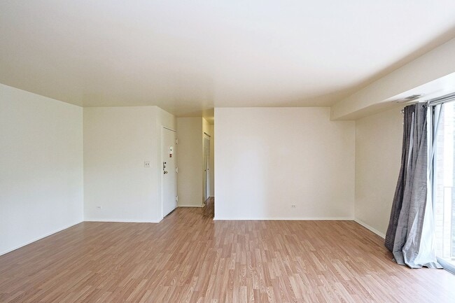 Photo - North Downtown Condo With Water/Sewer, Gas, Electricity Included Unit 610