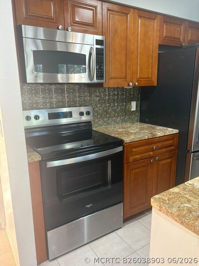 Photo - 4783 Via Palm Lakes Unit 120