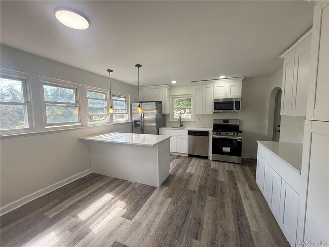 Photo - 11 Willow Ln