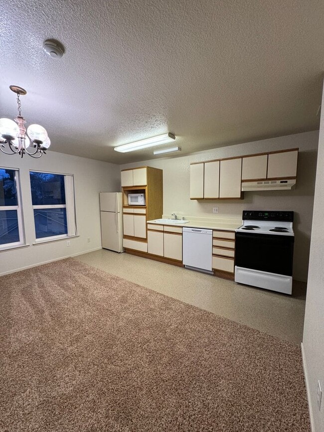 Photo - 102 Richardson St Unidad 303