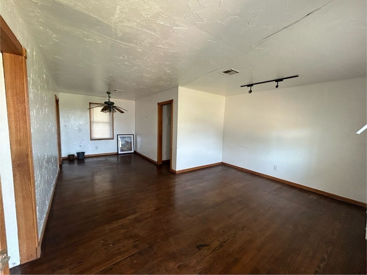 Photo - 2Bed 1Bath Northside Home!