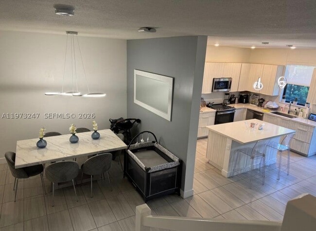 Photo - 10521 NW 81st St