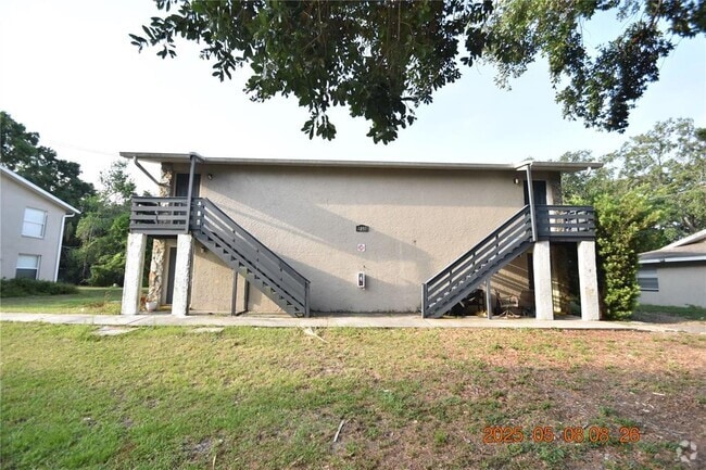 Building Photo - 2205 Irene St Rental