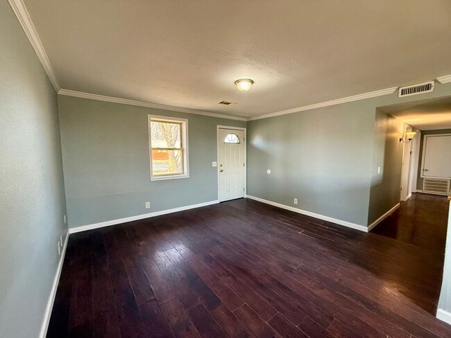 Photo - 3 Bedroom/1 Bathroom Home in Paragould AR - $1,100/month - Section 8 Welcome!