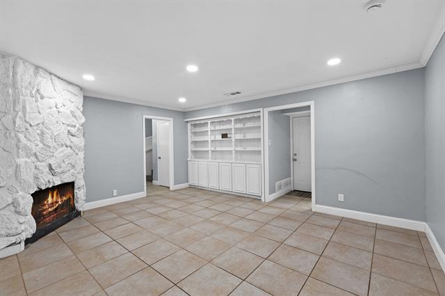 Photo - 106 S Grove Rd