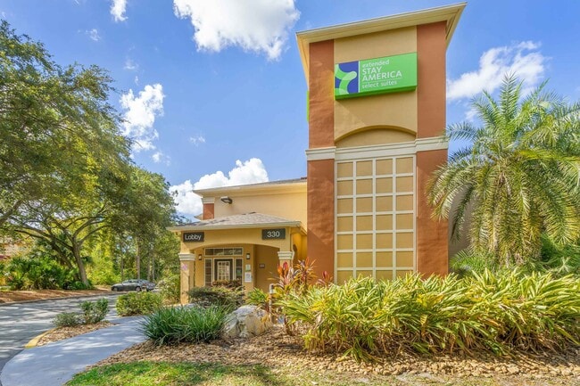 Furnished Studio-Tampa - Brandon