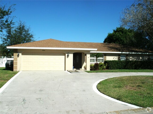 Building Photo - 7918 Cypress Lake Dr Rental