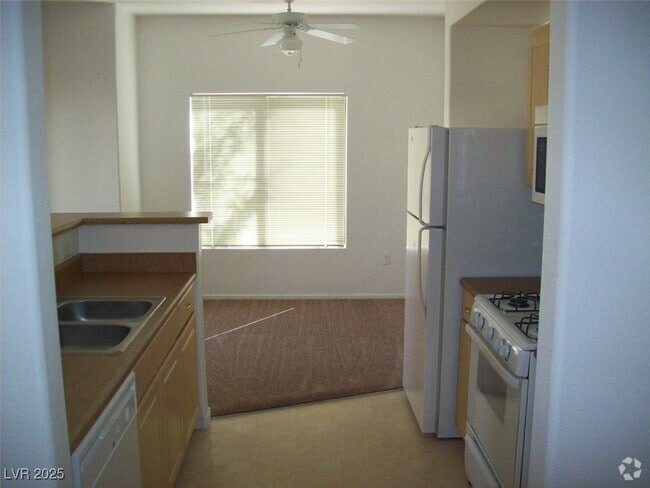 Building Photo - 8250 N Grand Canyon Dr Unit 2144 Rental