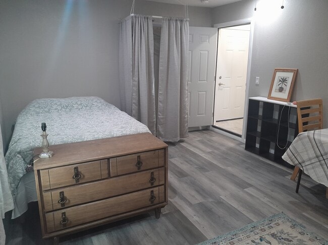 501 Holick Ave Unit 3