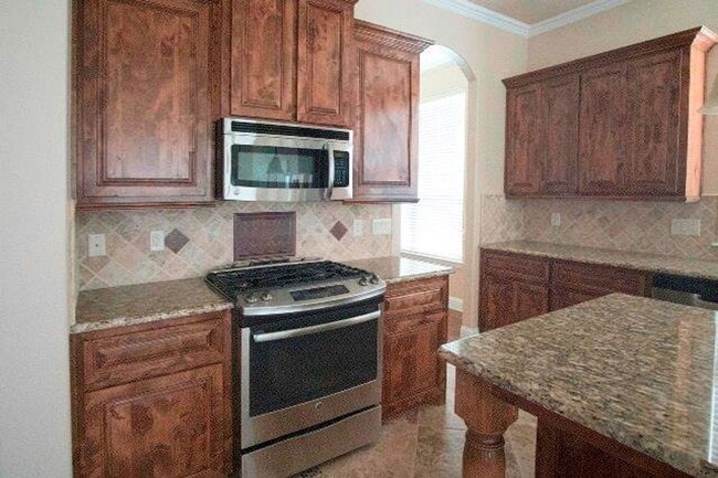 Photo - 739 Cedar Elm Trail