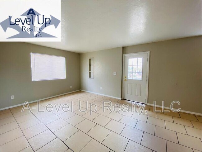 Photo - 1850 N 5th Ave