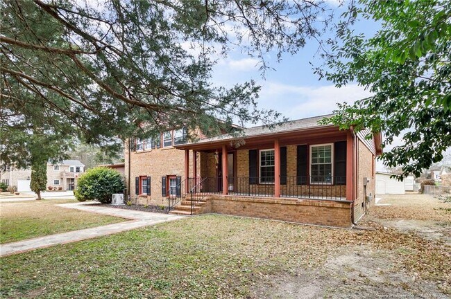 Photo - 612 Freda Ct