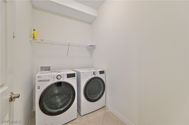 Photo - 4466 Dutchess Park Rd