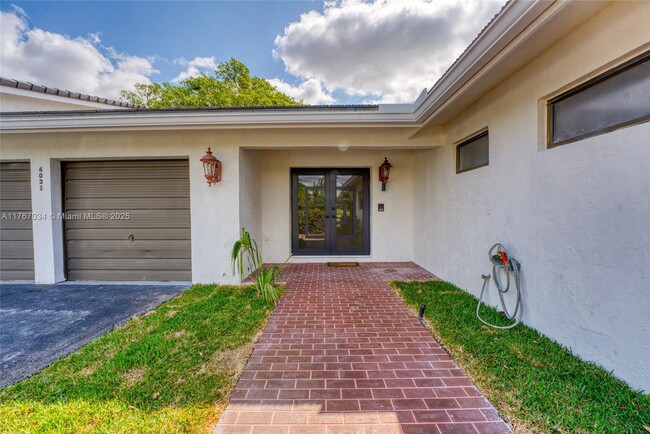 Photo - 4031 Coral Hills Dr House