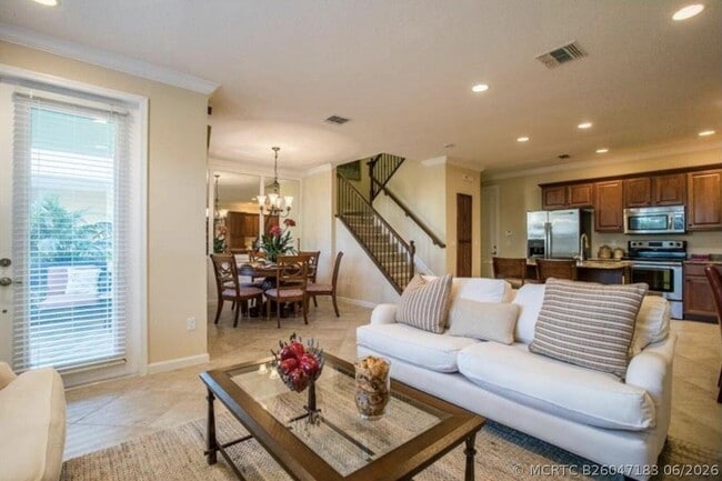 1485 NW 48th Dr
